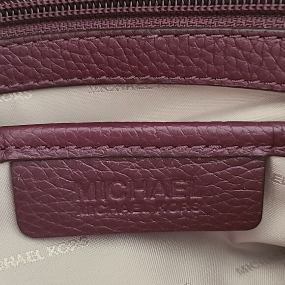 Michael Kors Plum Leather Shoulder Bag with Gold Accents - Picture 8 of 9